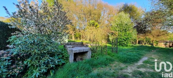 Longère 5 pièces de 139 m² à Trélivan (22100)