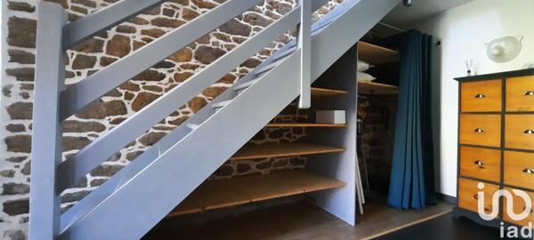 Longère 5 pièces de 139 m² à Trélivan (22100)