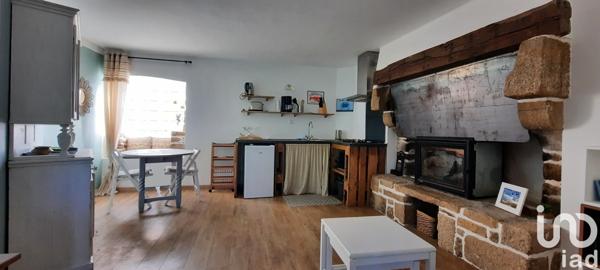Longère 5 pièces de 139 m² à Trélivan (22100)