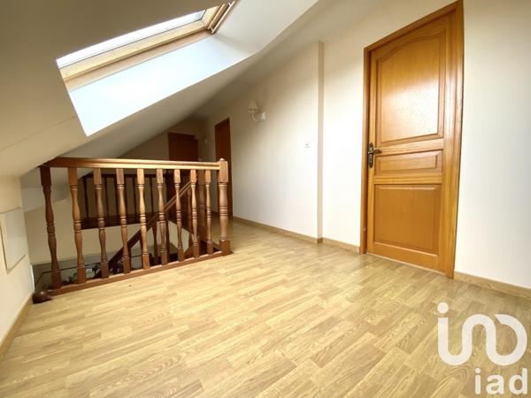 Maison 7 pièces de 136 m² à Saint-Lubin-des-Joncherets (28350)