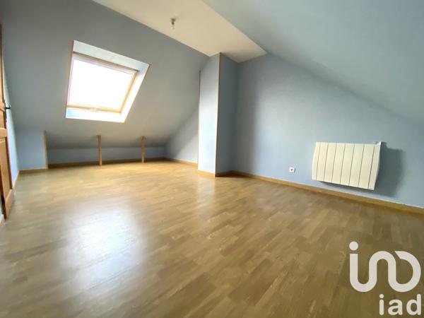 Maison 7 pièces de 136 m² à Saint-Lubin-des-Joncherets (28350)