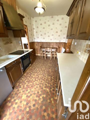 Maison 7 pièces de 136 m² à Saint-Lubin-des-Joncherets (28350)