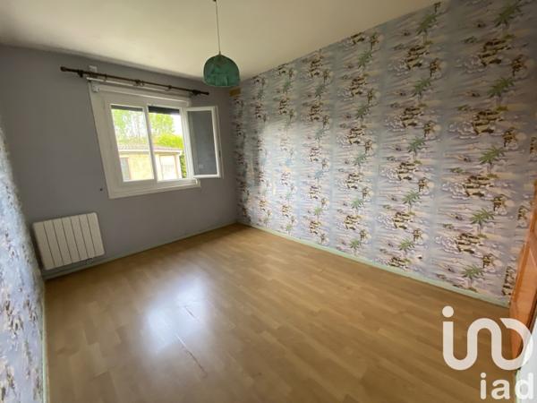 Maison 7 pièces de 136 m² à Saint-Lubin-des-Joncherets (28350)