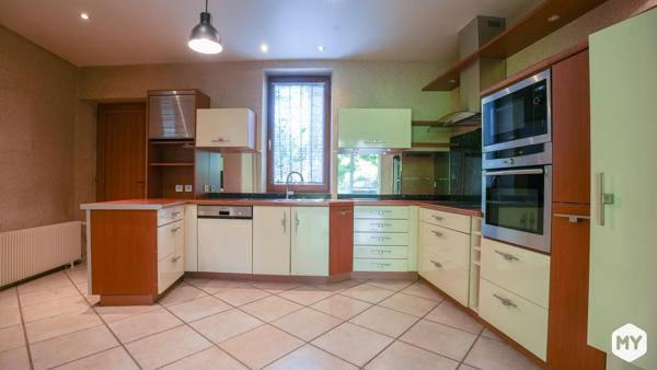 Maison • Vente • 170m2 • Blanzat 649 000 € FAI