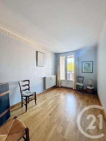 Appartement F5 à vendre  5 pièces - 86,87 m2 BRETIGNY SUR ORGE - 91