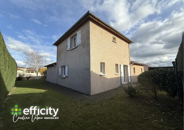 Maison
         5 pièces
        - 127 m² Exclusivité 299 900 € *