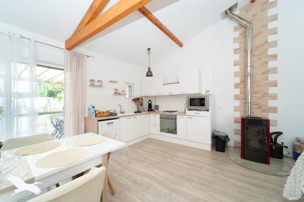 Maison à vendre |                                       Saint-Yzan-de-Soudiac |                                        5 pièces  |  126 m²