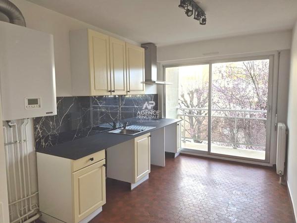 Appartement Saint Germain En Laye 3 pièce(s) 68.02 m2 €599 000 ** - Référence 17965