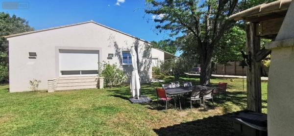 Maison à vendre à Mouriès dans les Bouches-du-Rhône (13890), ref : 075/155