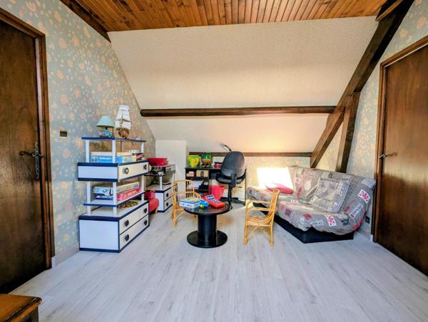 Jolie maison avec vue dégagée sur un grand Terrain à proximité de Sébazac