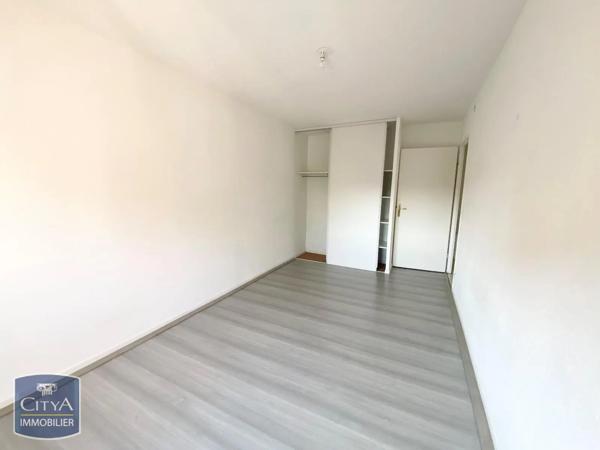 Appartement à louer 3 pièces 62.95m² Louvroil (59720)