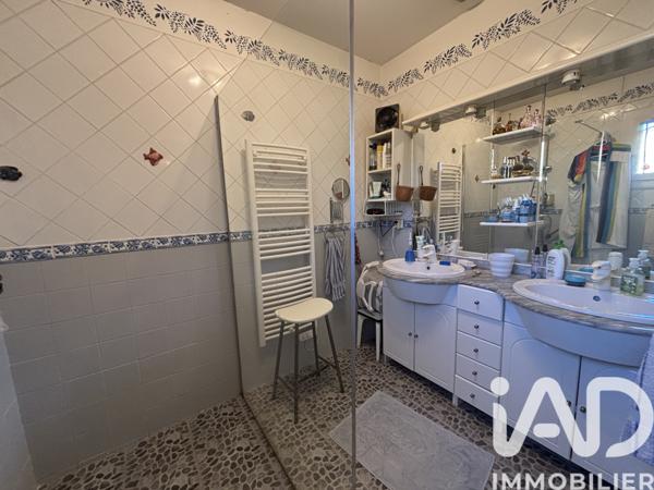 Maison à vendre 4 pièces 84 m² Mèze