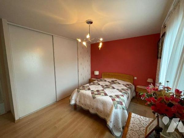 Maison à Vendre à Saint-Quay-Portrieux (22410) en Côtes-d'Armor (22)

Cette maison dispose de...