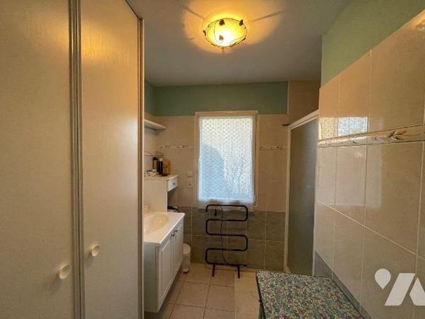 Maison à Vendre à Saint-Quay-Portrieux (22410) en Côtes-d'Armor (22)

Cette maison dispose de...