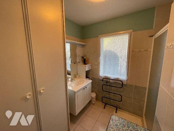 Maison à Vendre à Saint-Quay-Portrieux (22410) en Côtes-d'Armor (22)

Cette maison dispose de...