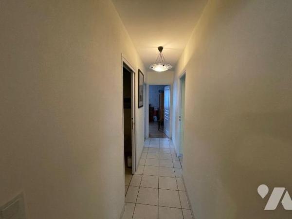 Maison à Vendre à Saint-Quay-Portrieux (22410) en Côtes-d'Armor (22)

Cette maison dispose de...