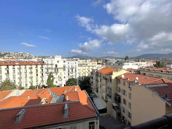 Location appartement Nice - 1 pièce(s) - 17 m² - 748 € / mois