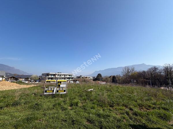 Terrain La Motte Servolex 703 m2
