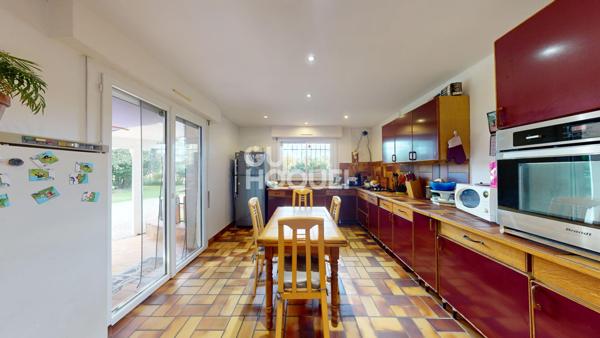 Maison d'architecte de plain pied 134 m² proche Hagetmau