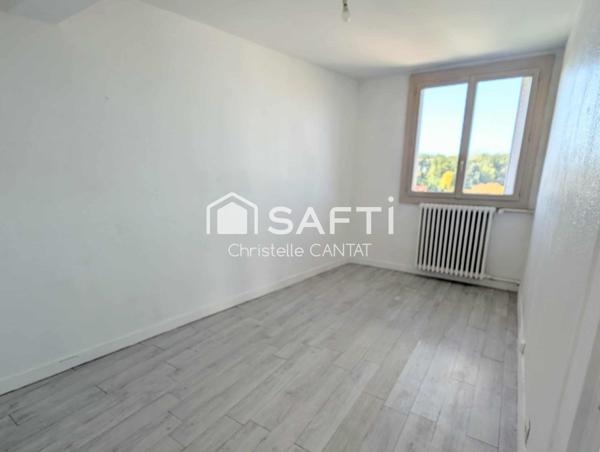 Appartement F3 lumineux avec potentiel d'agrandissement.