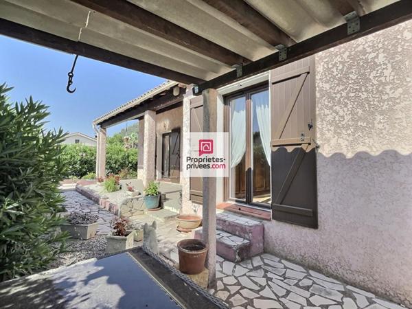 Maison 4 pièce(s) 90 m2 - Piscine