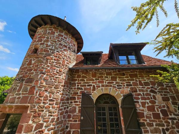 Collonges La Rouge (19) : Moulin historique du 17° avec gîte indépendant - Rentabilité & charme en Corrèze ! EXCLUSIVITE