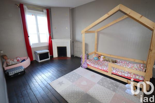 Maison de ville 6 pièces de 130 m² à Conches-en-Ouche (27190)