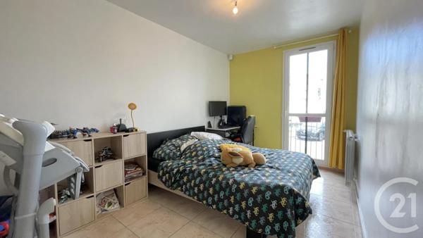 Appartement T5 à vendre  5 pièces - 82,56 m 2   LUNEL  - 34