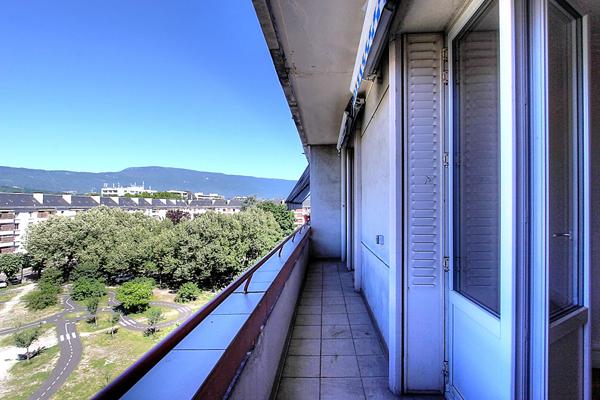 Appartement Chambery 4 pièces avec cave, grenier et ascenseur