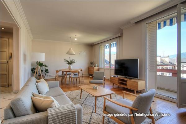 Appartement Chambery 4 pièces avec cave, grenier et ascenseur