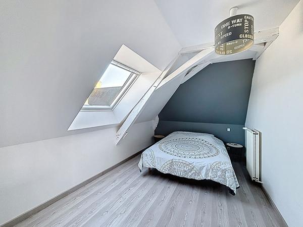 Maison de ville - entièrement rénovée - Ménil 6 pièce(s) 186 m2