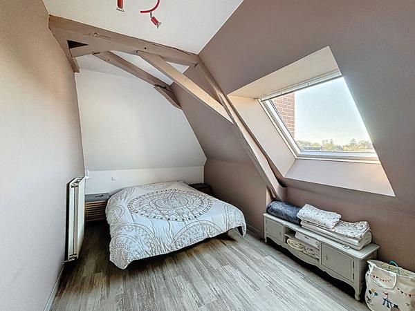Maison de ville - entièrement rénovée - Ménil 6 pièce(s) 186 m2