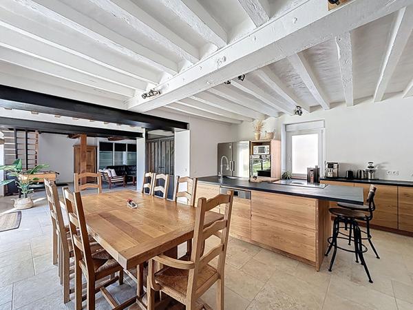 Maison de ville - entièrement rénovée - Ménil 6 pièce(s) 186 m2