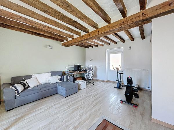 Maison de ville - entièrement rénovée - Ménil 6 pièce(s) 186 m2