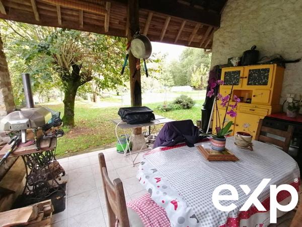 Maison familiale avec terrain arboré à Rancon