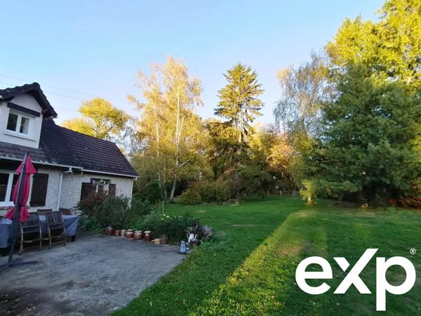 Maison familiale avec terrain arboré à Rancon