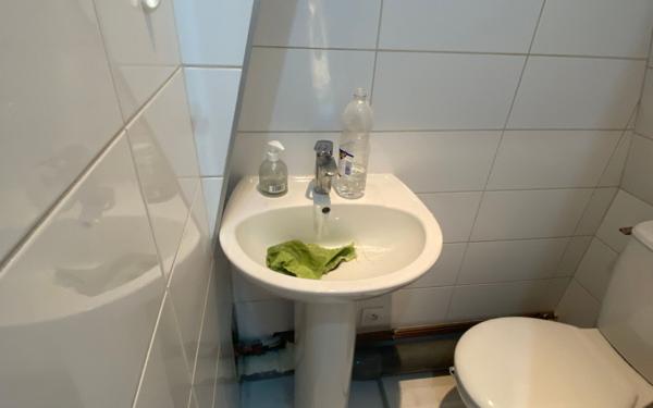 Appartement à louer    1 pièce • 12,15 m2 Paris 11