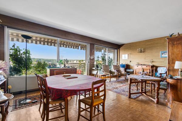 Appartement Saint Germain En Laye 5 pièces 111.42 m2 €525 000 ** - Référence 18053