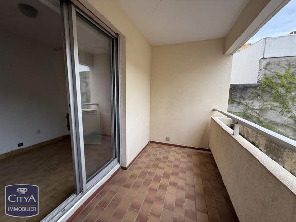 Appartement à vendre 1 pièce 28.3m² Nîmes (30900)