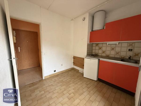 Appartement à vendre 1 pièce 28.3m² Nîmes (30900)