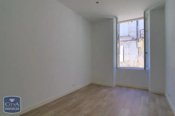 Appartement à louer 3 pièces 71.79m² Saintes (17100)