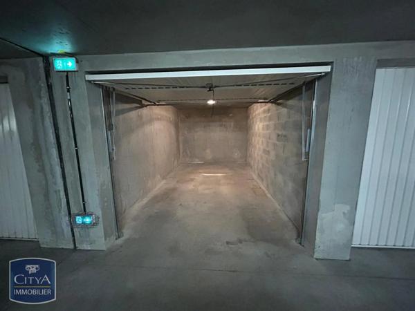 Parking à louer Aix-les-Bains (73100)