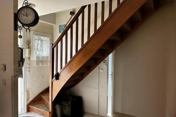 Maison individuelle à vendre à Cinais dans l'Indre-et-Loire (37500), ref : 37049-81