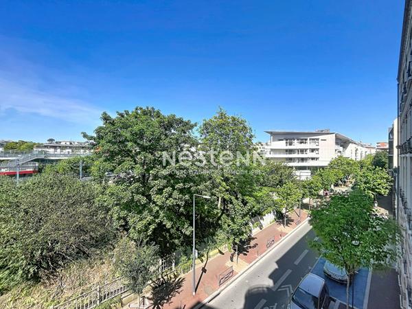 Issy Les Moulineaux-La Ferme 3 pièces 60.5m2 sans vis à vis