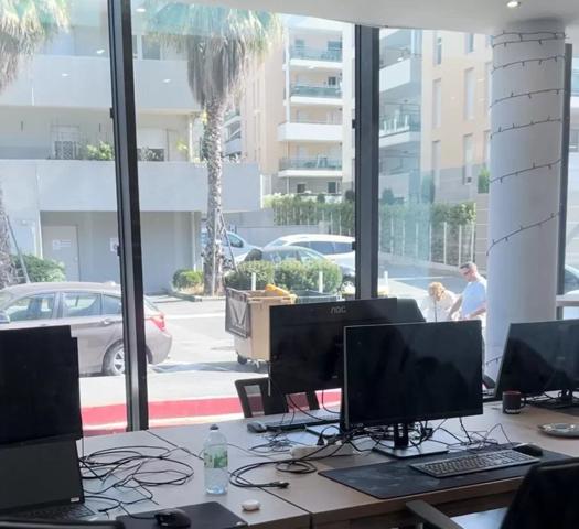 Location Bureau 1 pièces 30 m2 à Antibes