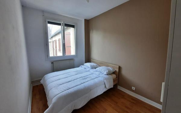 Appartement à louer    3 pièces • 51,87 m2 Égly
