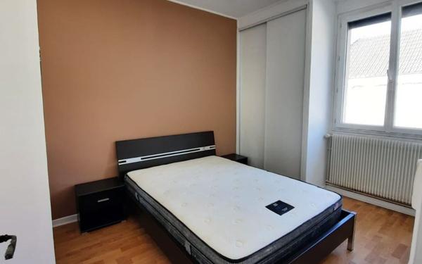 Appartement à louer    3 pièces • 51,87 m2 Égly