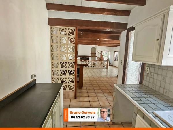 Maison familiale 150 m² avec garage, bureau indépendant, terrasse et grand espace de stockage à Frontignan