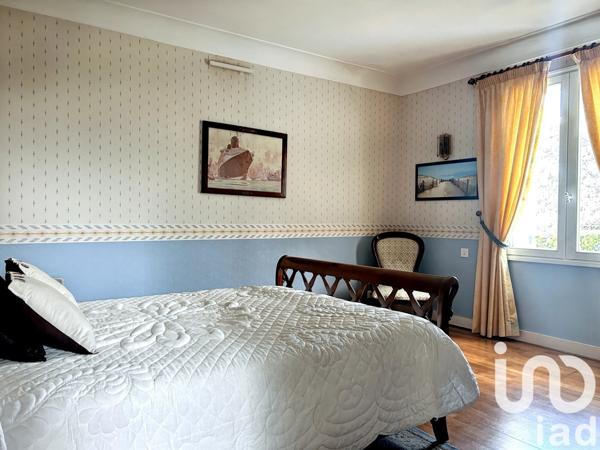 Maison à vendre 7 pièces 170 m² Montpon-Ménestérol