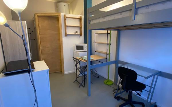 Appartement à vendre    1 pièce • 14,61 m2 Pau